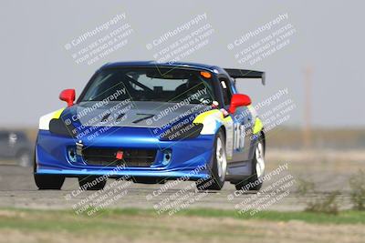 media/Oct-25-2025-CalClub SCCA (Sat) [[34c778dfbe]]/Group 2/Qualifying/